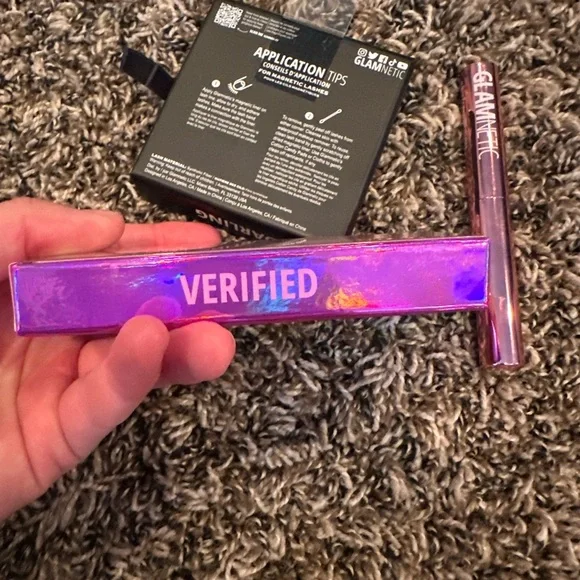 Glamnetic Black Magnetic Lashes Set - Picture 2 of 3